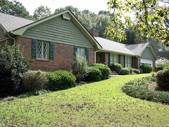 4th image of 171 Ben Horton Dr