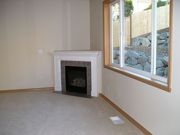 3rd image of 24502 26th Ave S