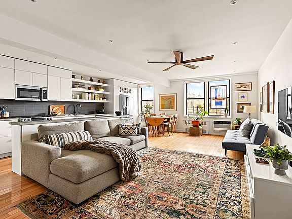 2nd image of 275 Webster Ave APT 4-L