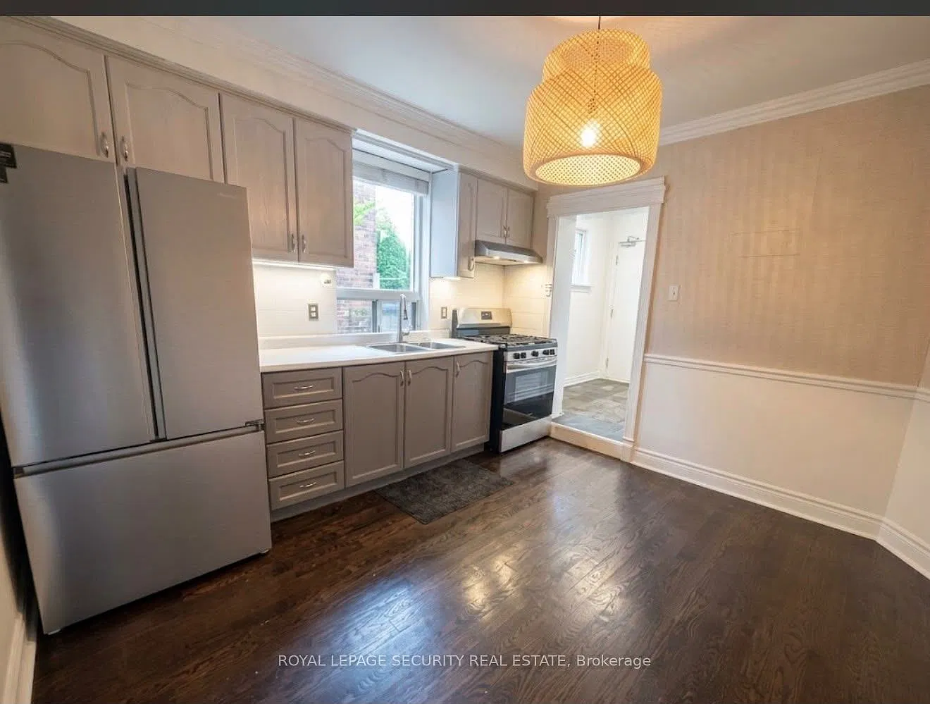 2 bed, $2,990 — Photo 2