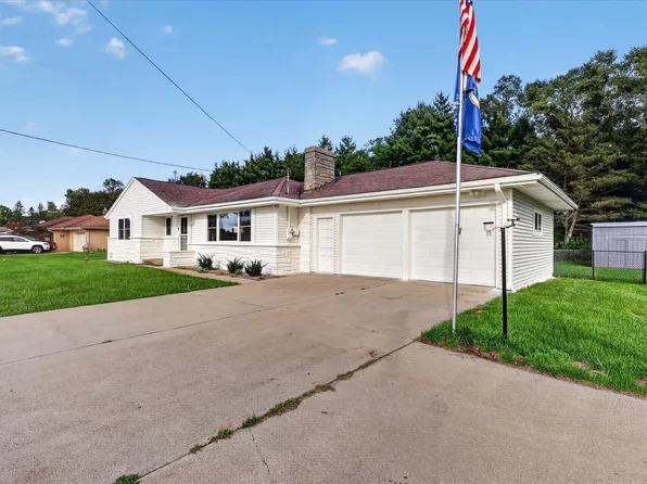 6896 N Riverview Dr, Kalamazoo, MI 49004