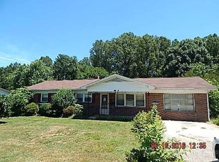 905 Emerald Pl SW, Lenoir, NC 28645