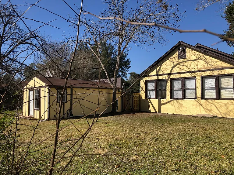 Backyard View of Fully Fenced House @ 1614 St. Vincent Street
