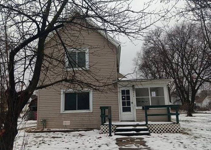 1st image of 624 Alger Ave