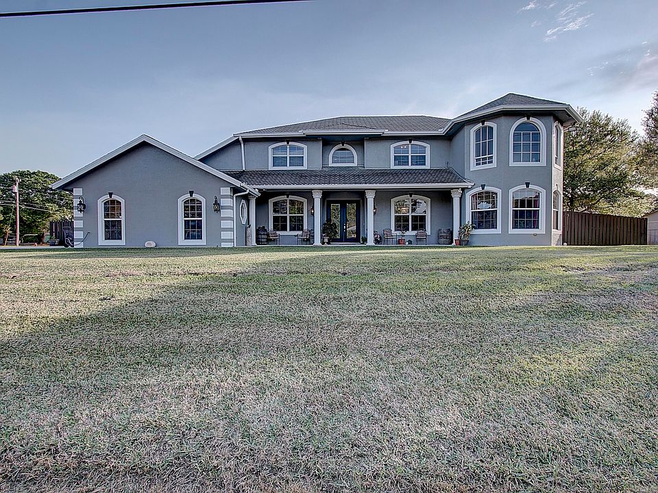 1st image of 669 Howard St