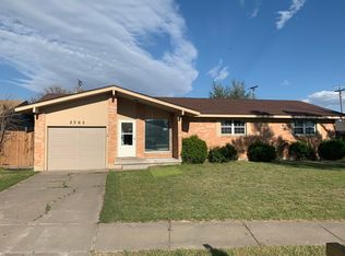 2305 Georgia Dr, Perryton, TX 79070