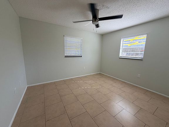 4th image of 4540 19th St W #4536-A