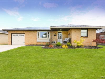 38 Greenway Blvd, Cheektowaga, NY, 14225