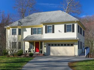 31 Harold Ave, Reading, MA 01867