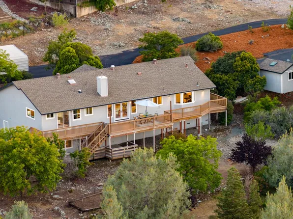 3027 Saddle View Ct, Auburn, CA 95602
