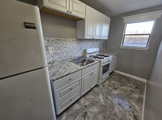 33 Dunlay St #17, New Britain, CT 06051