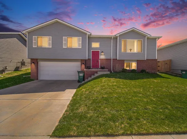2833 W Peach St, Lincoln, NE 68522
