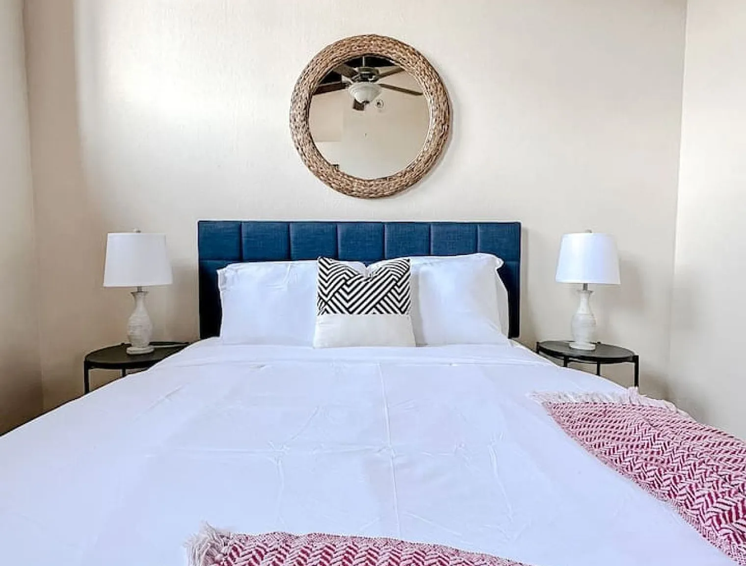 2 bed, 1.0 bath, $2,520 — Photo 4