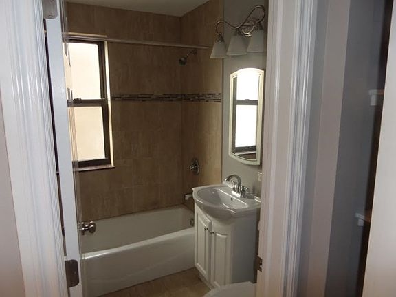 4th image of 7300 Madison St #201