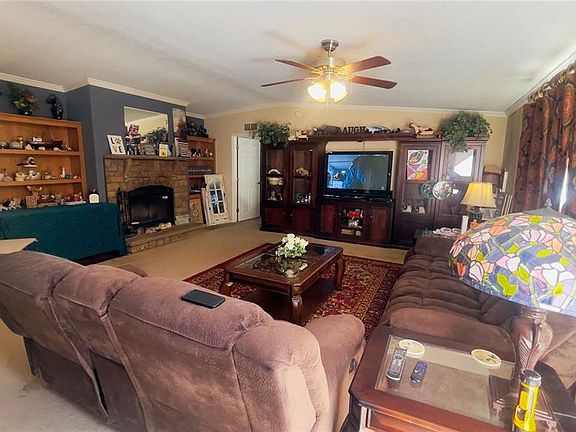2nd image of 605 STANDRIDGE STREET