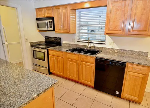 3360 S Osprey Ave Photo 1 3360 S Osprey Ave Photo 1