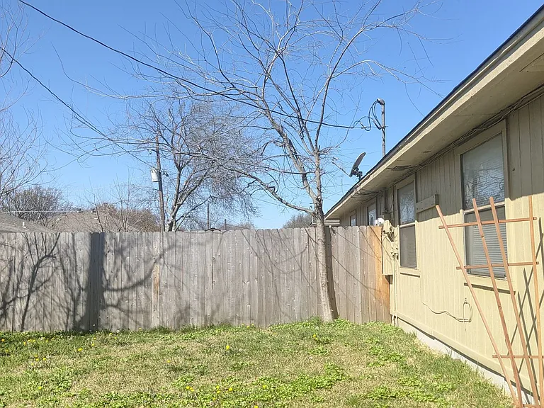 7510 Connie Ln — Photo 4