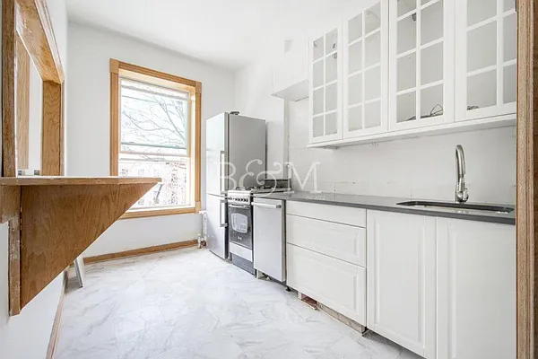 Rented by Brick&Mortar | media 8