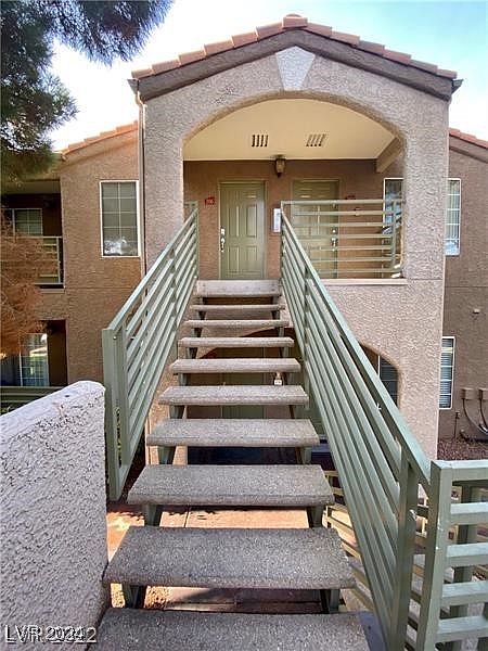 1st image of 2111 Sealion Dr Unit 206
