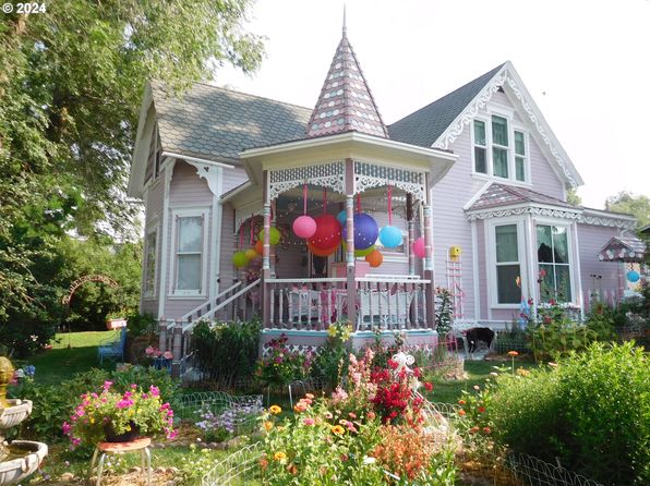 101 NE 3rd St, Enterprise, OR 97828