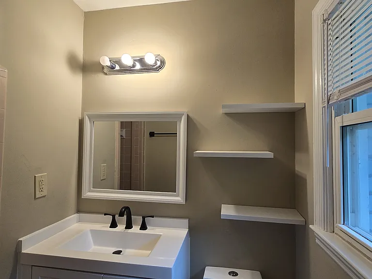 2155 Monterey Dr — Photo 8
