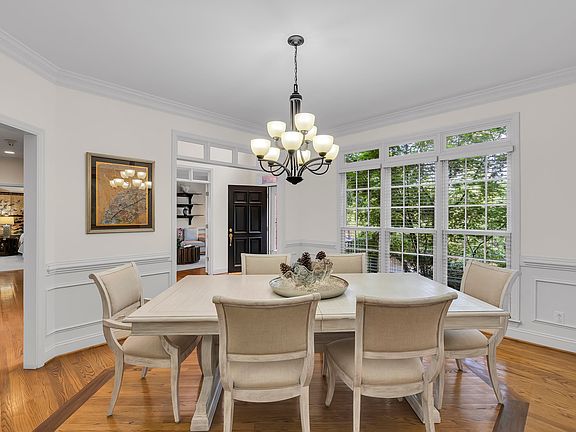 3rd image of 119 Turnberry Dr