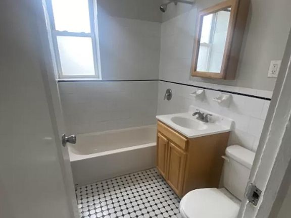 5th image of 60 N 7th St #405