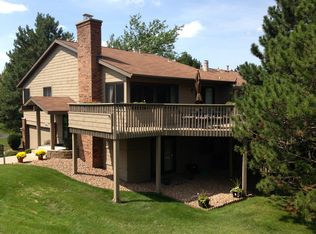 8054 Timber Lake Dr, Eden Prairie, MN 55347