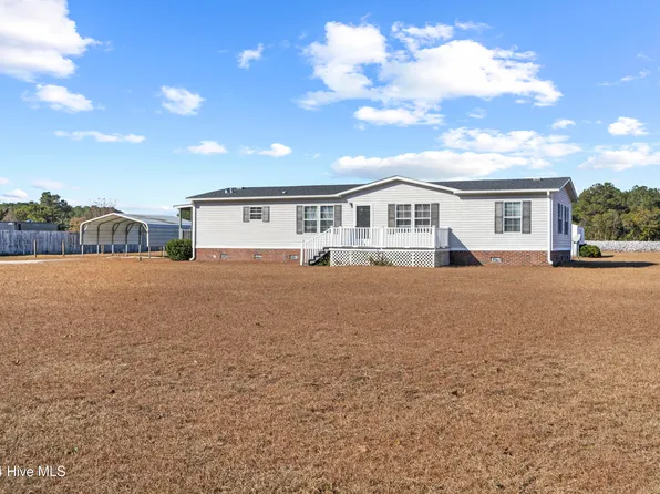 105 Country Farm Lane, Beulaville, NC 28518