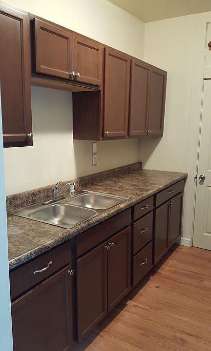 2nd image of 803 Court St APT B