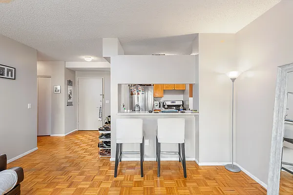 Rented by Modern Spaces | media 3