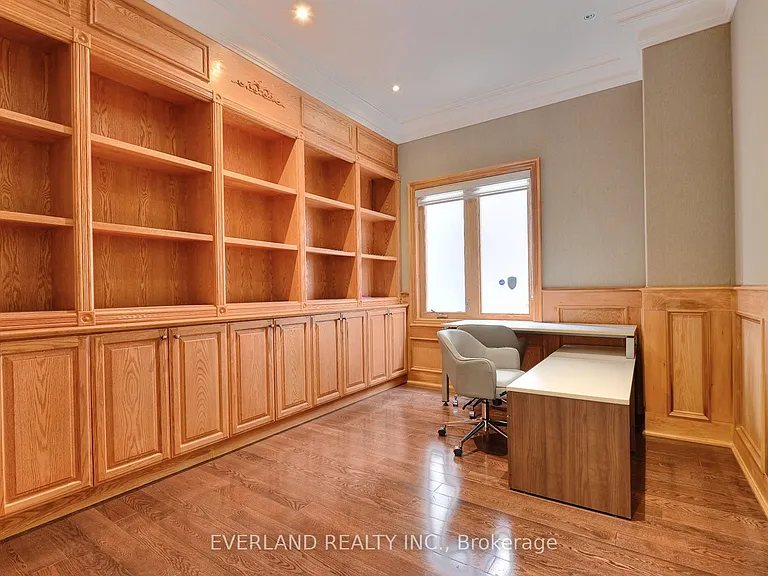 369 Hollywood Ave #MAIN — Photo 8