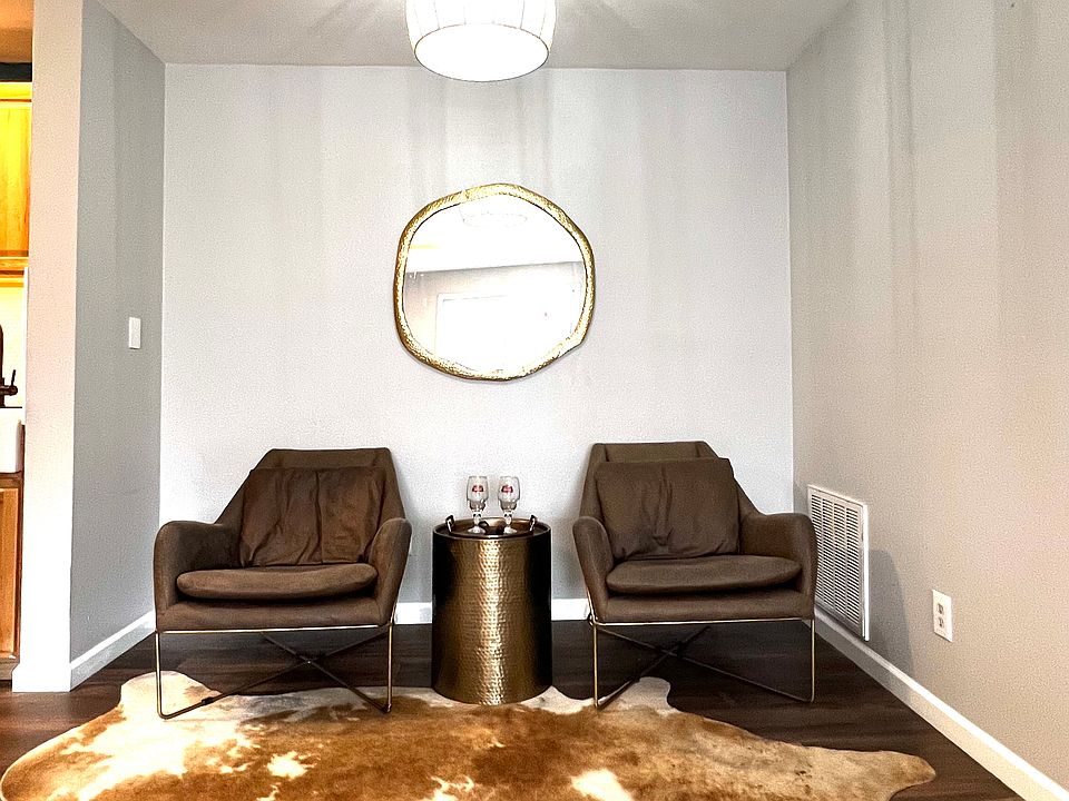 Dining room- perfect for a dining table and chairs or sitting area / breakfast nook