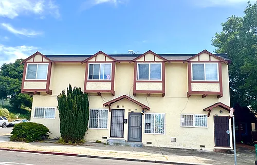 474 Van Dyke Ave Photo 1