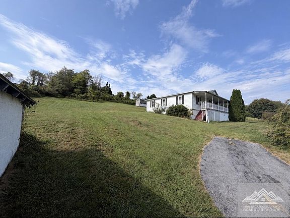3rd image of 3926 Sandlick Rd