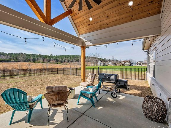 2nd image of 85 Reeses Ct