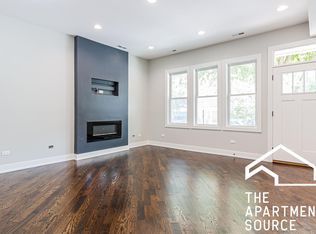 1458 W Chestnut St #2R, Chicago, IL 60642