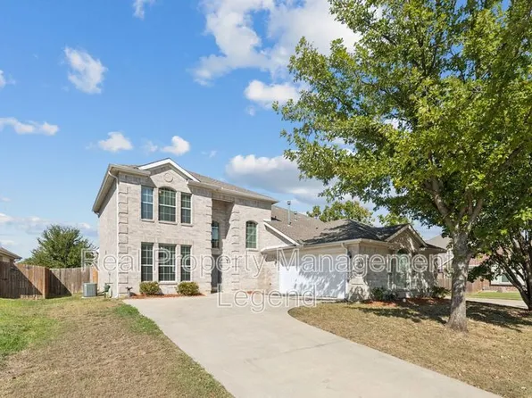 5100 Brookside Dr, Denton, TX 76226