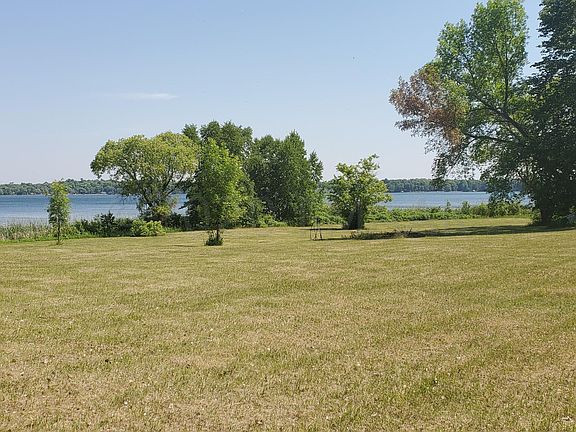 3rd image of 11479 Lake Maud Dr