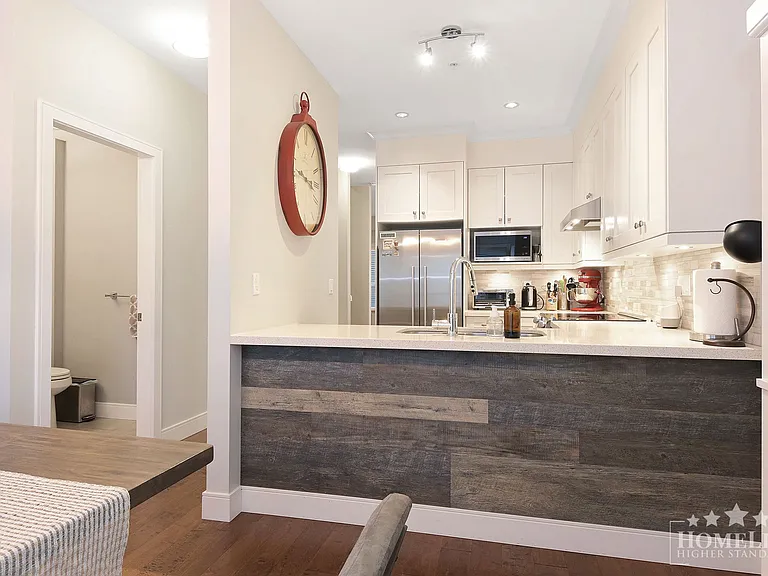 1321 Fir St #2 — Photo 7