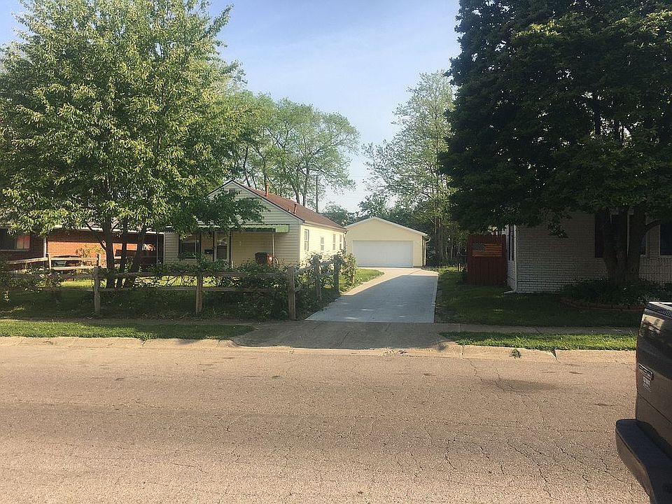 1st image of 9 W Parkwood Dr