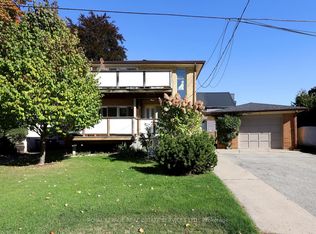 13 Benson Ave, Mississauga, ON L5H 2P3