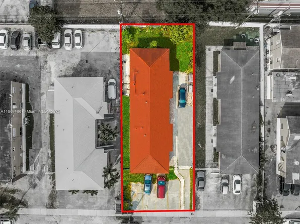 1859 NW 35th St, Miami, FL 33142
