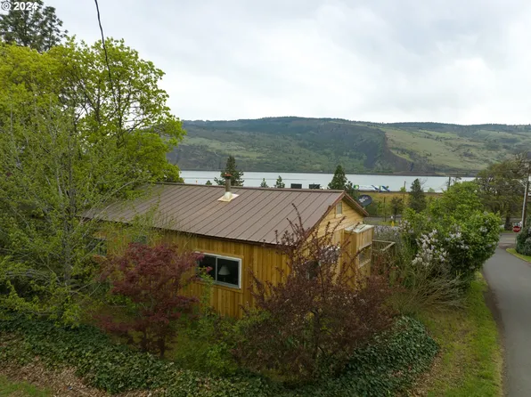 102 Idaho St, Mosier, OR 97040