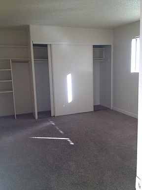 1st image of 1240 W 105th St APT 21