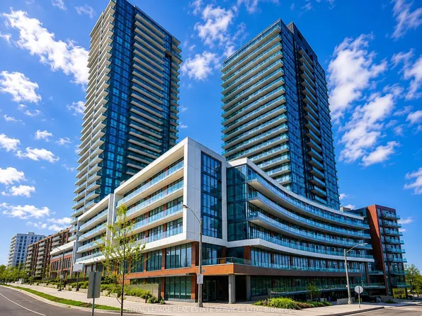 38 Forest Manor Rd, Toronto, ON