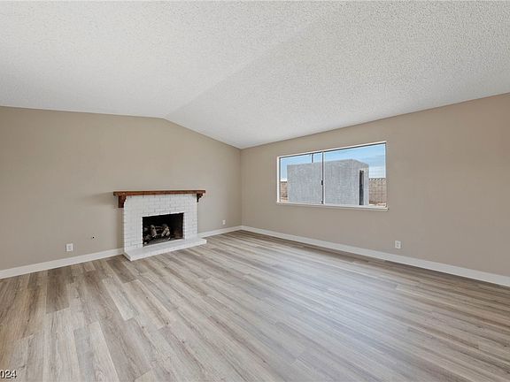 2nd image of 4422 Wisconsin Ave
