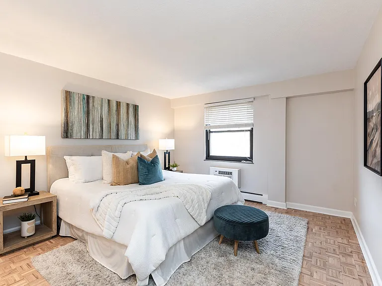 1815 William Howard Taft Rd #301 — Photo 4