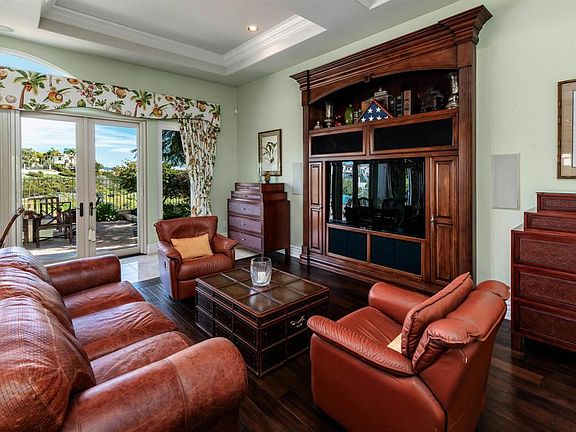 5th image of 7104 Aviara Dr