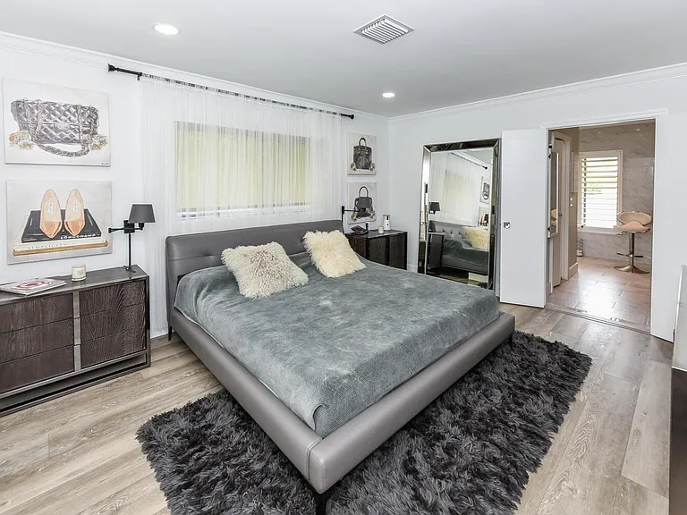880 Hickory Ter — Photo 18